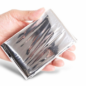 Emergency mylar thermal clankets foil colents foil emagetsi kupona inoratidza Thermal Foil Blanket kune kunze, kufamba, kupona, kupona, marathons kana rubatsiro rwekutanga